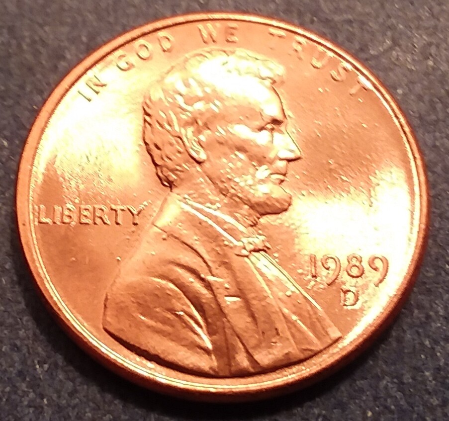 1989-D Brilliant Uncirculated Lincoln Cent.  Ships Free.  BU condition.