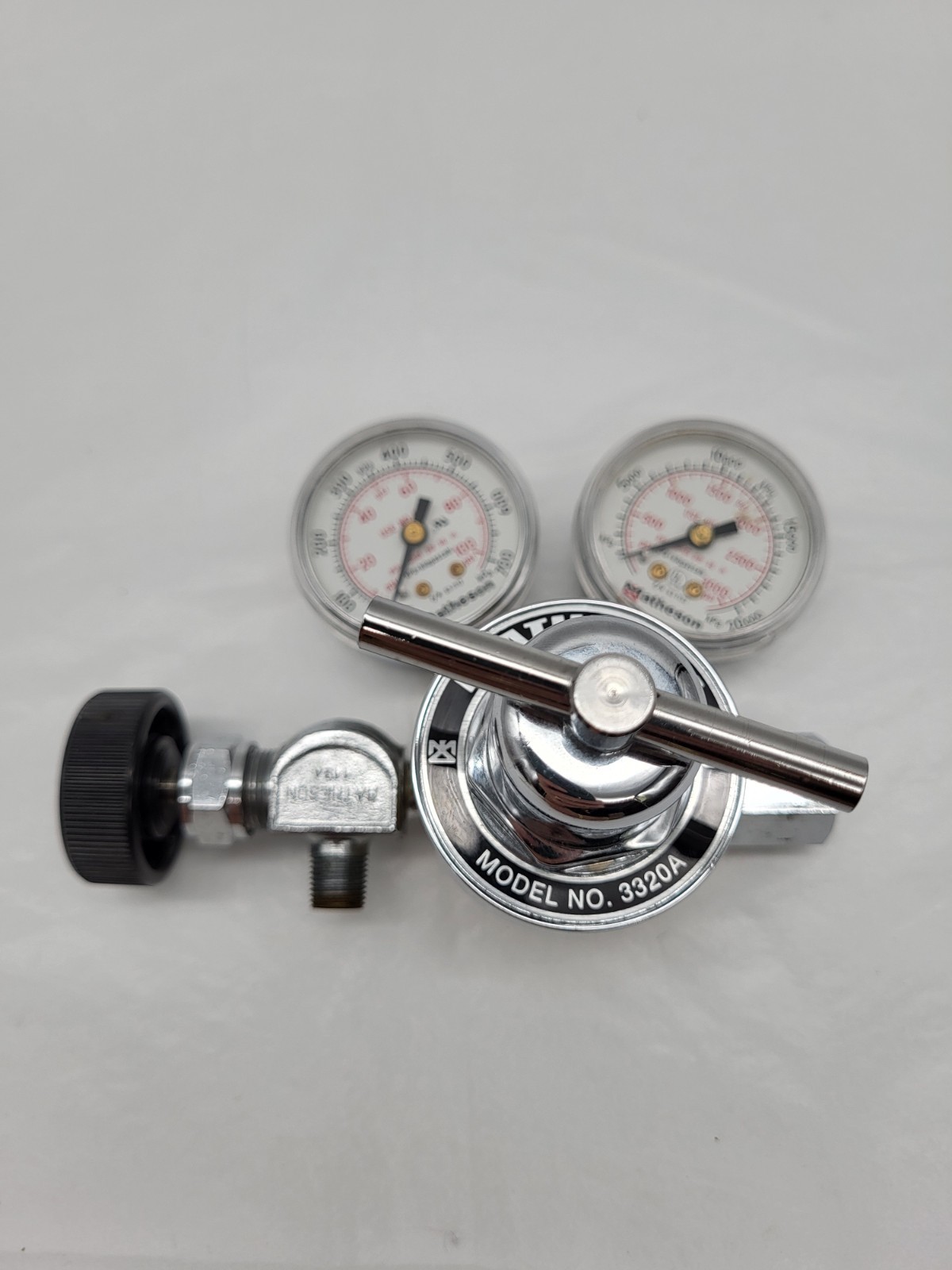 Matheson Model 3320A Pressure Gauge Regulator