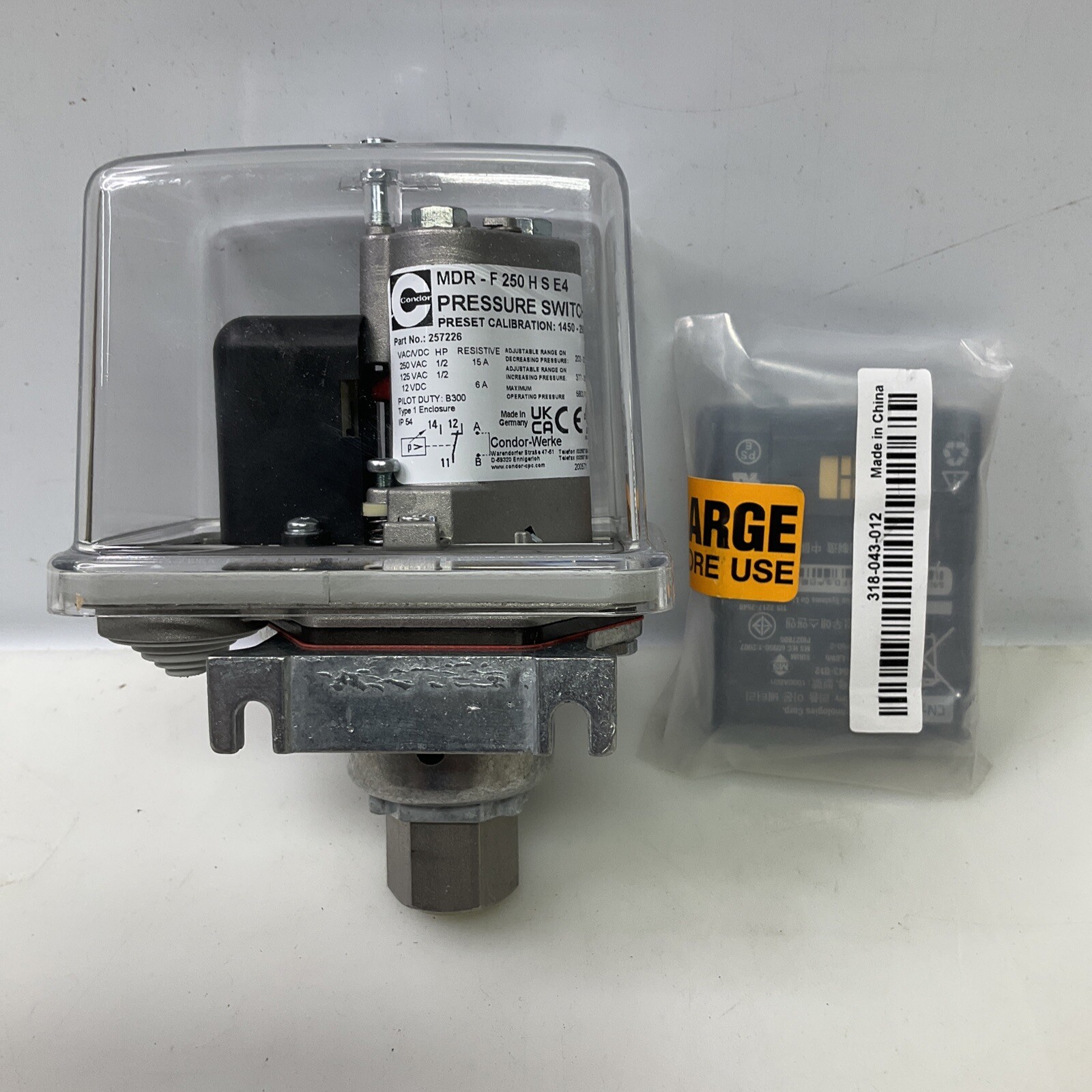 Condor 257226 Pressure Switch 3277psi 1/4” Npt Automatic