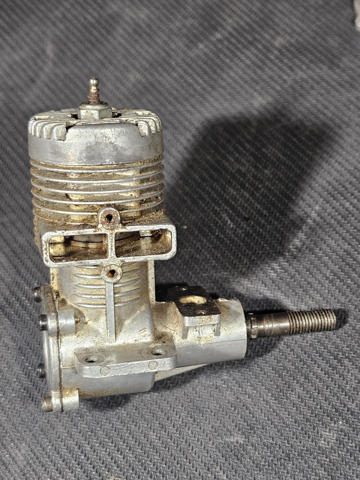 Fox .25 RC Model Airplane Engine *FOR PARTS*