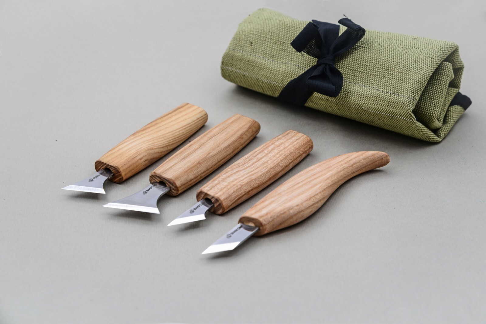 Professional Woodcarving Set of 4 Tools for Detailcarving S05 BeaverCraft
