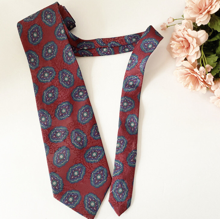 Christian Dior Monsieur Burgundy Satin Paisley Hologram Printed Men’s NeckTie