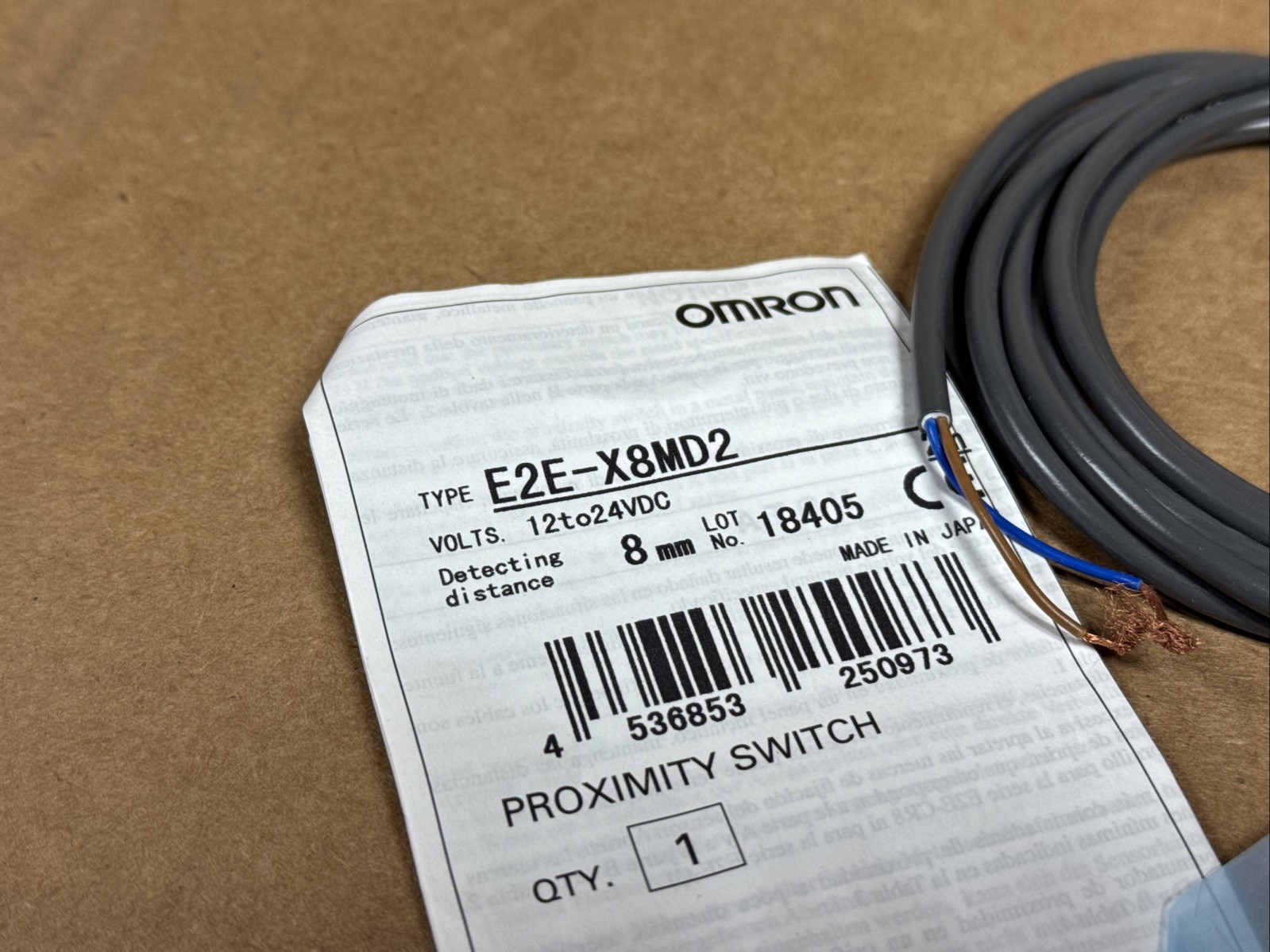 NEW Omron E2E-X8MD2 Proximity Switch Sensor WARRANTY FAST SHIPPING