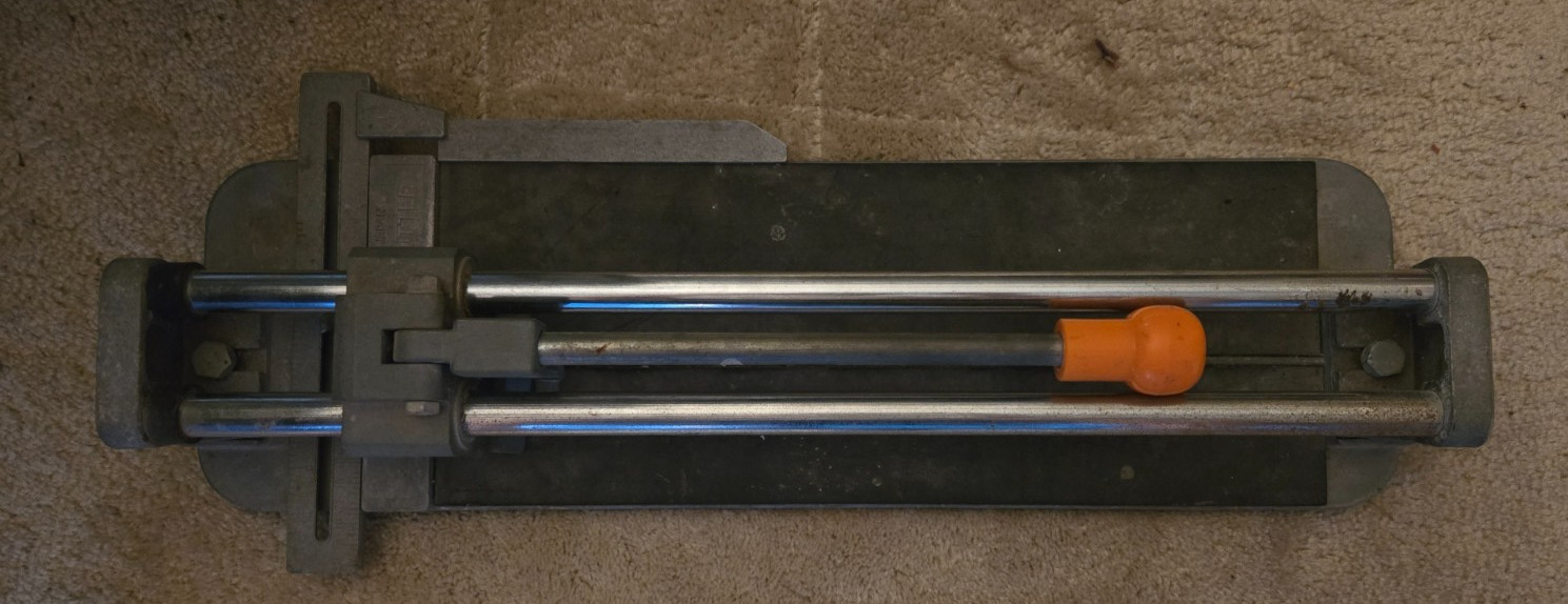 24 in. Tile Cutter with Tungsten Carbide Blade and، Adjustable Gauge