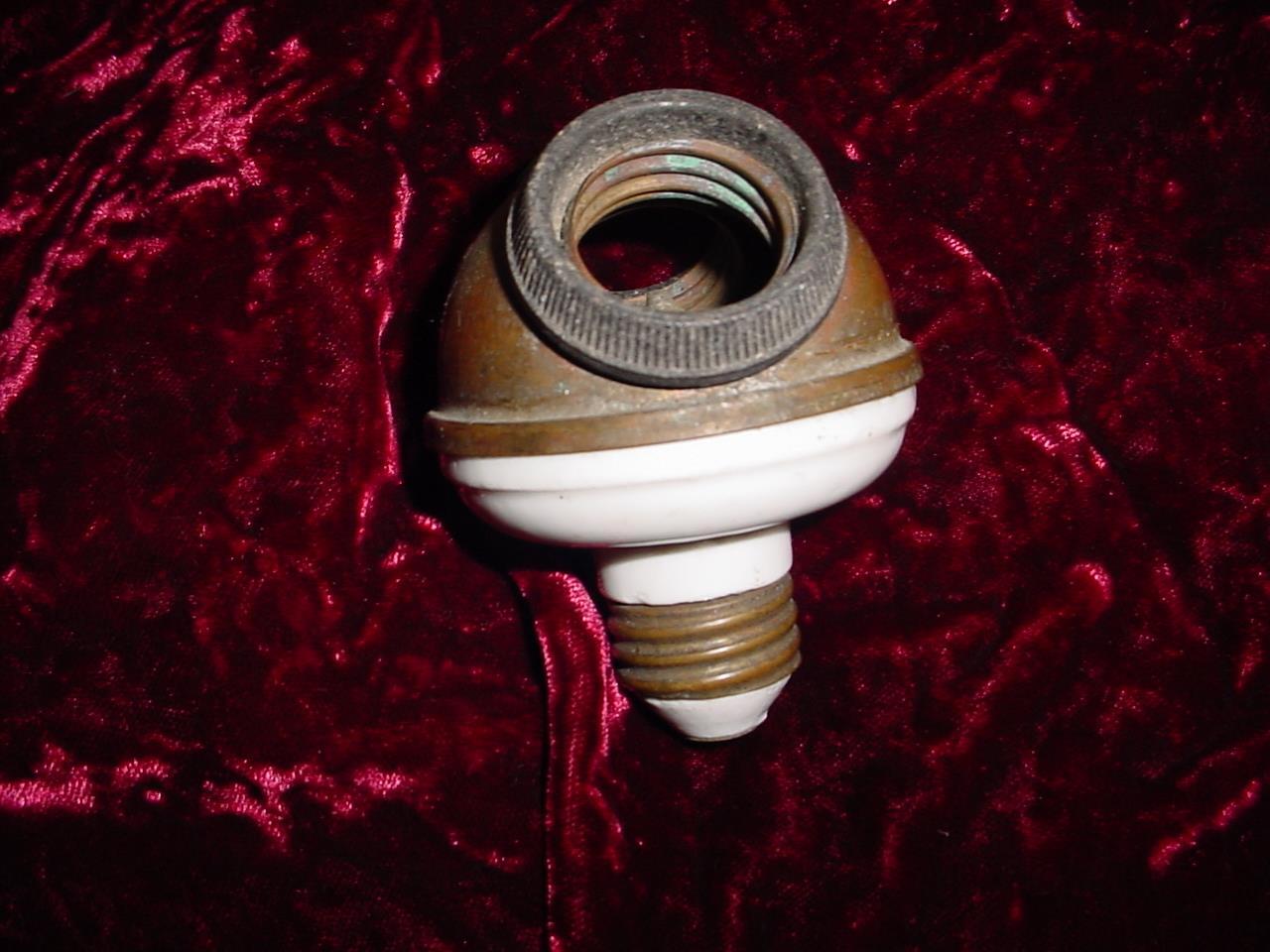 1908 Benjamin porcelain and brass double bulb socket adapter