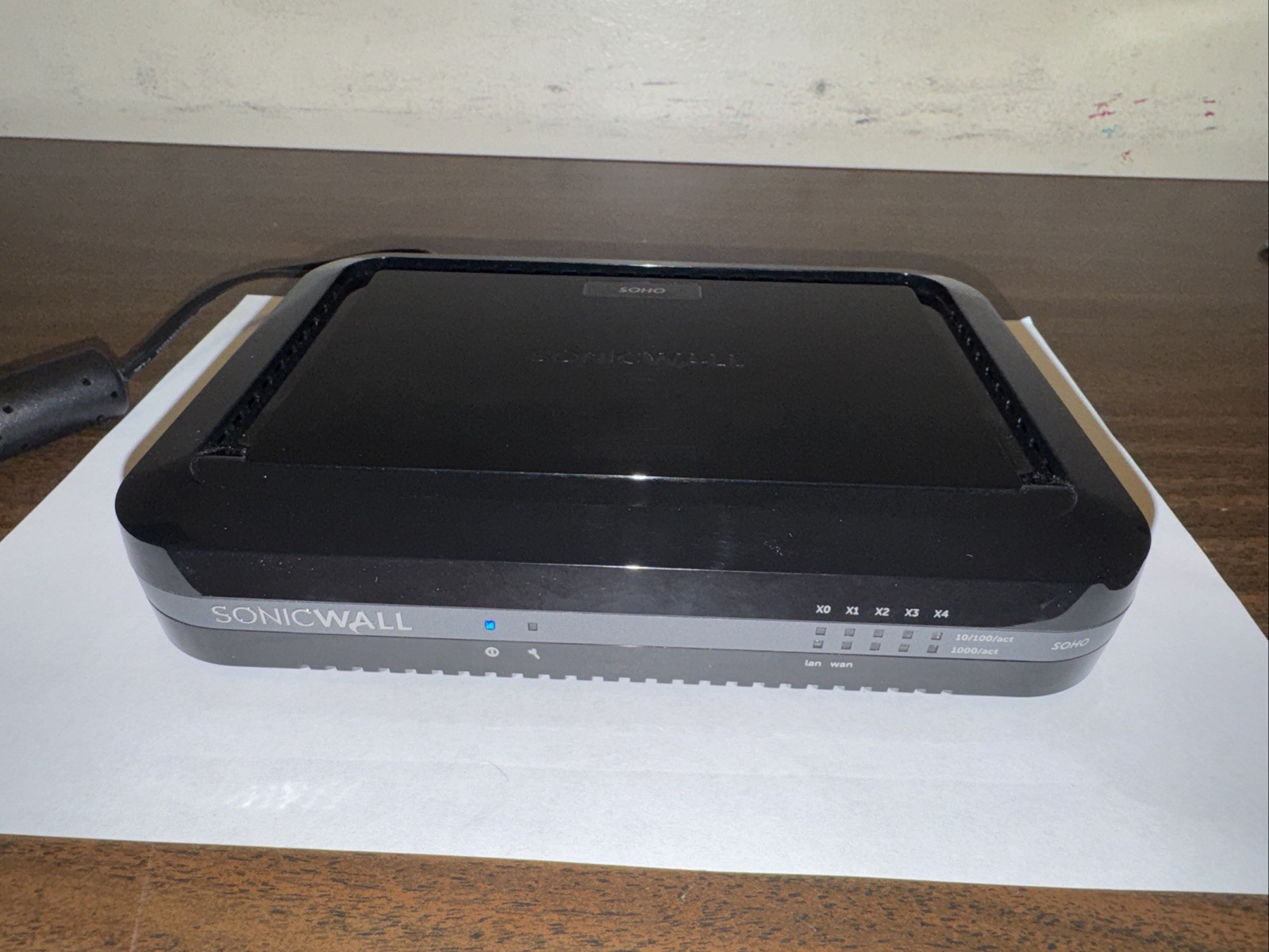 SONICWALL SOHO APL31-0B9 Network Firewall & Power Cord