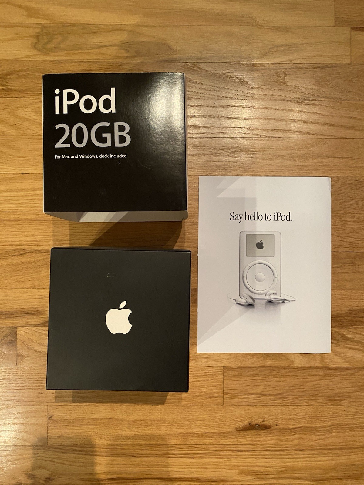 Apple 20 GB 3rd Gen iPod Box and Apple iPod magazine ad