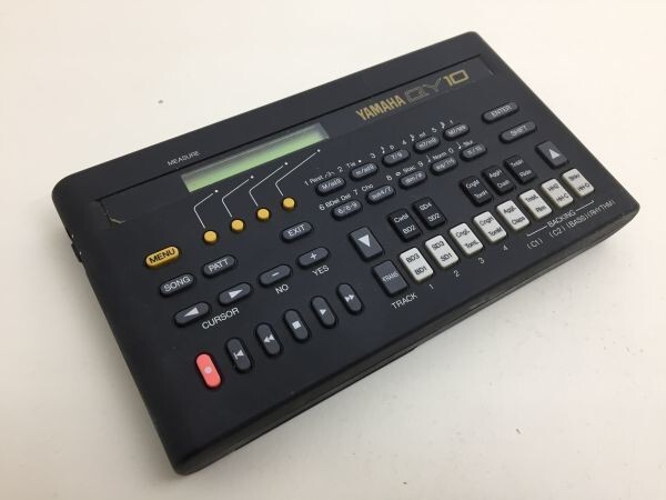 YAMAHA QY10 Mobile Sequencer Rhythm Machine Sampler