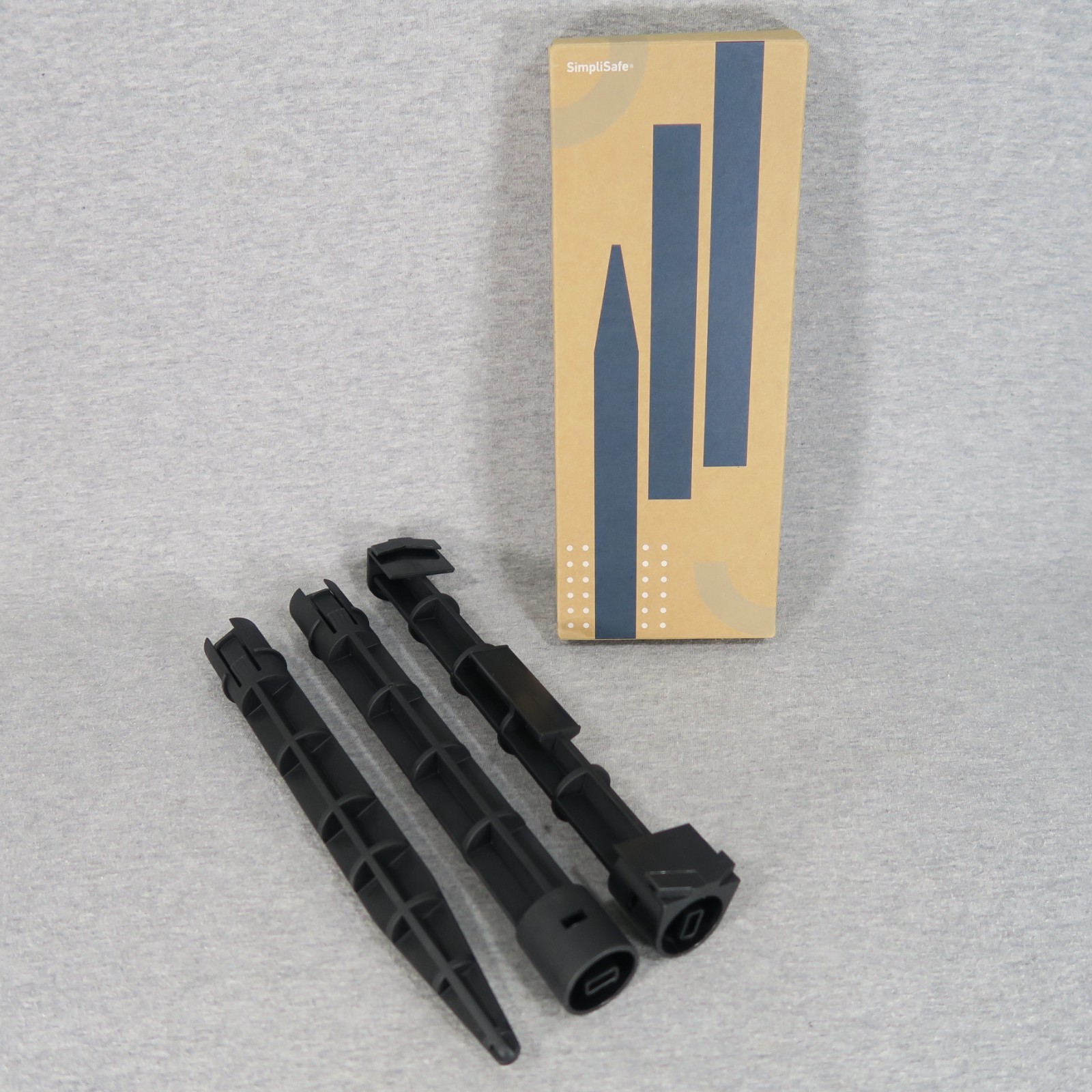 Simplisafe Yard Sign Stakes with Original Box
