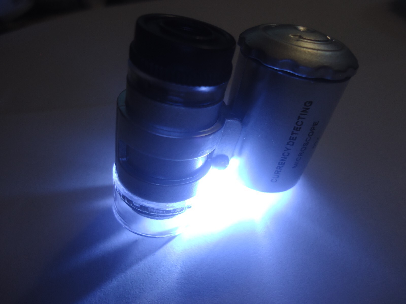 1- 60x microscope blue light white light with cases pocket size #lot02