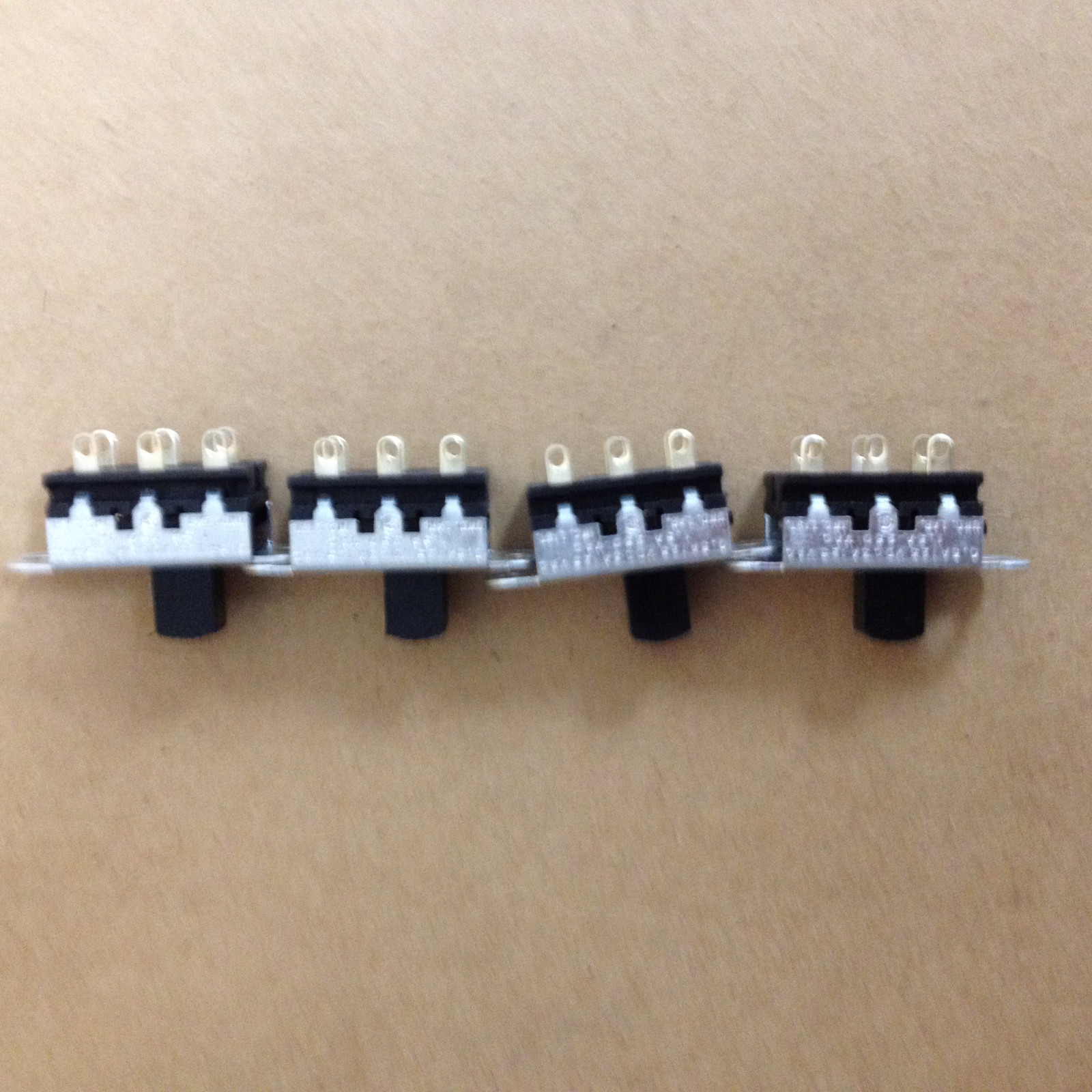 Switchcraft 0.5A,125VDC 3A 125VAC, 1.5A 250VAC Slide Switch Lot of 4pcs