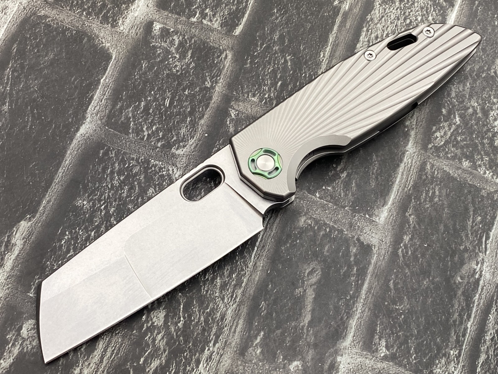 TwoSun TS450-14C-Gray-SW Folding Knife 14C28N Blade Titanium Handle Pocket Knife