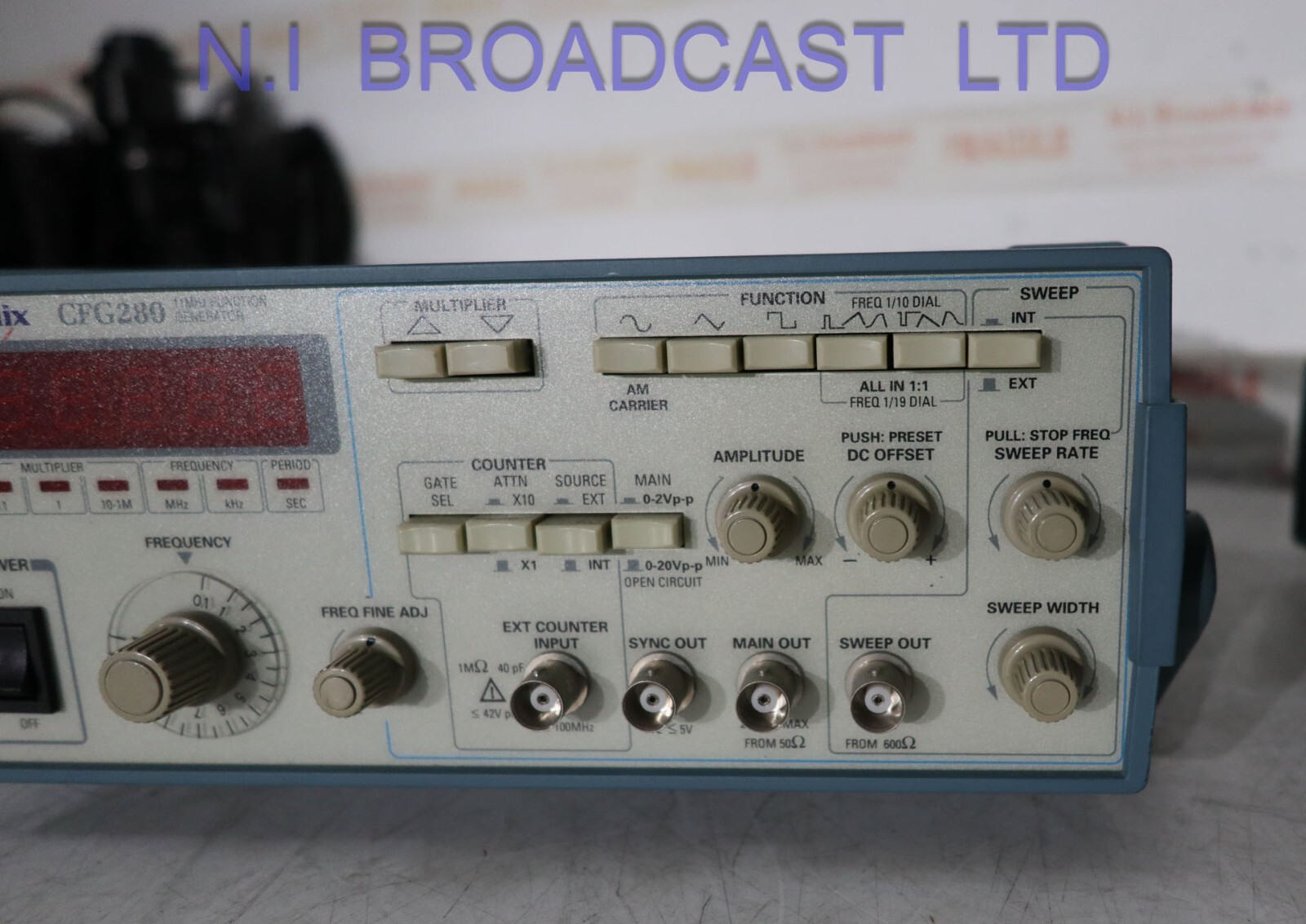 Tektronix cfg280 11Mhz function generator