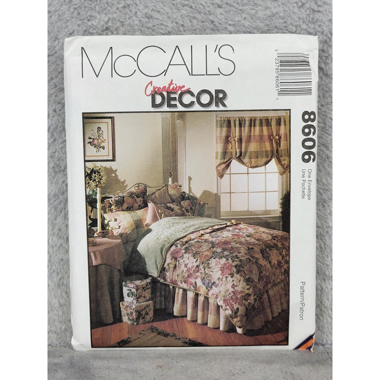 McCalls 8606 Creative Decor Sewing Pattern Bedroom Essentials Comforter Valance