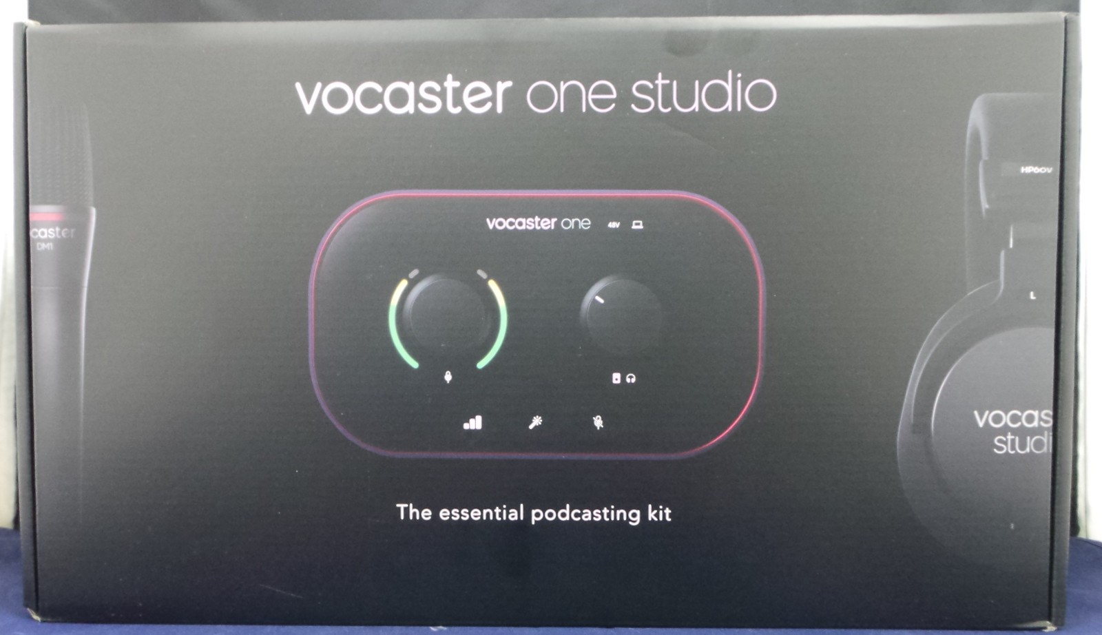 Focusrite Vocaster One Studio USB-C Podcasting Audio Interface Bundle BRAND NEW