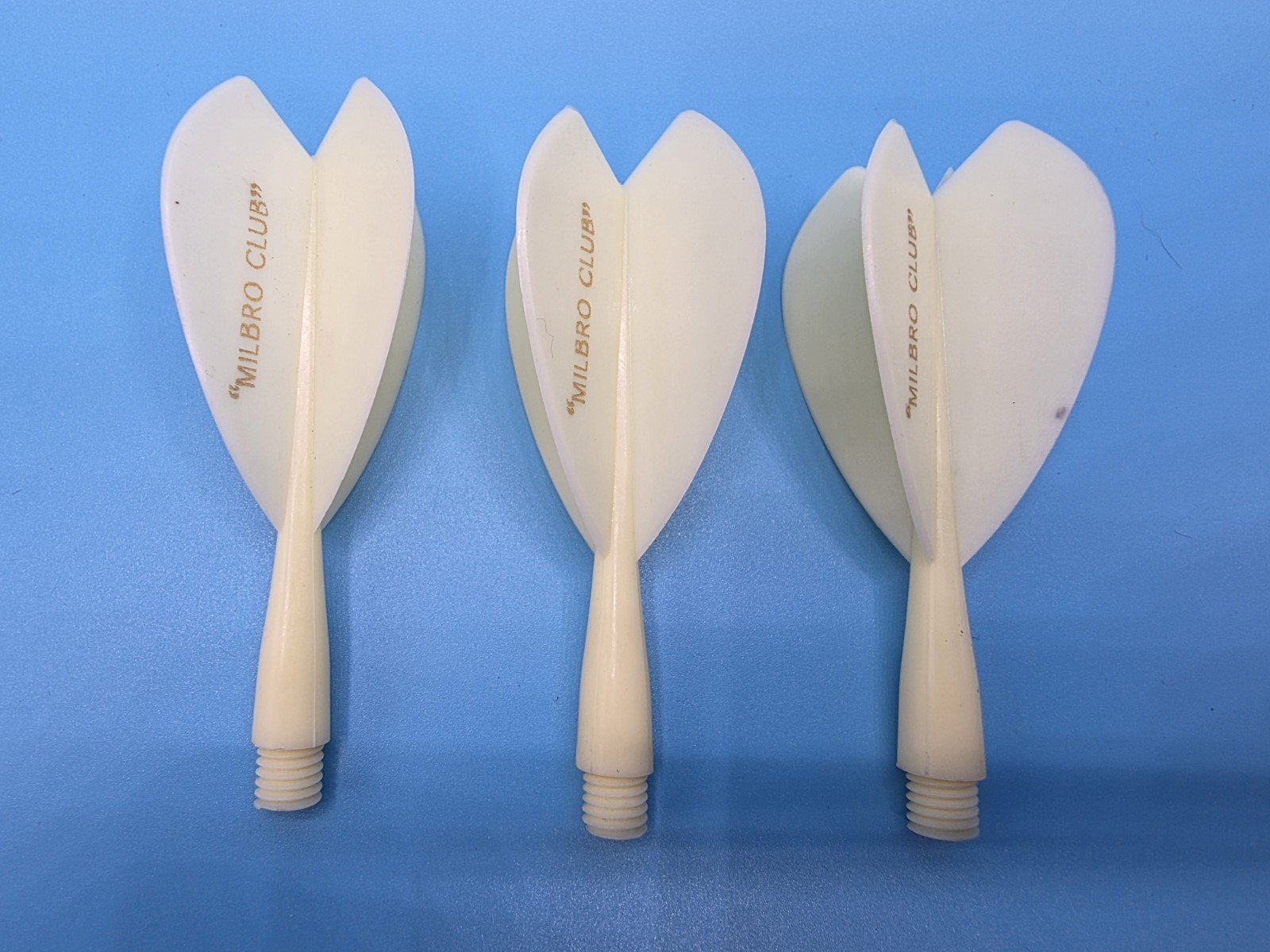 Vintage Milbro Plastic Flights - White
