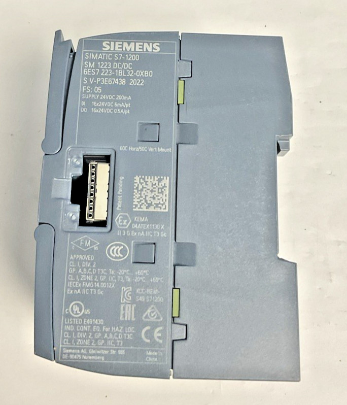 SIEMENS 6ES7 223-1BL32-0XB0 EXPANSION MODULE 24VDC