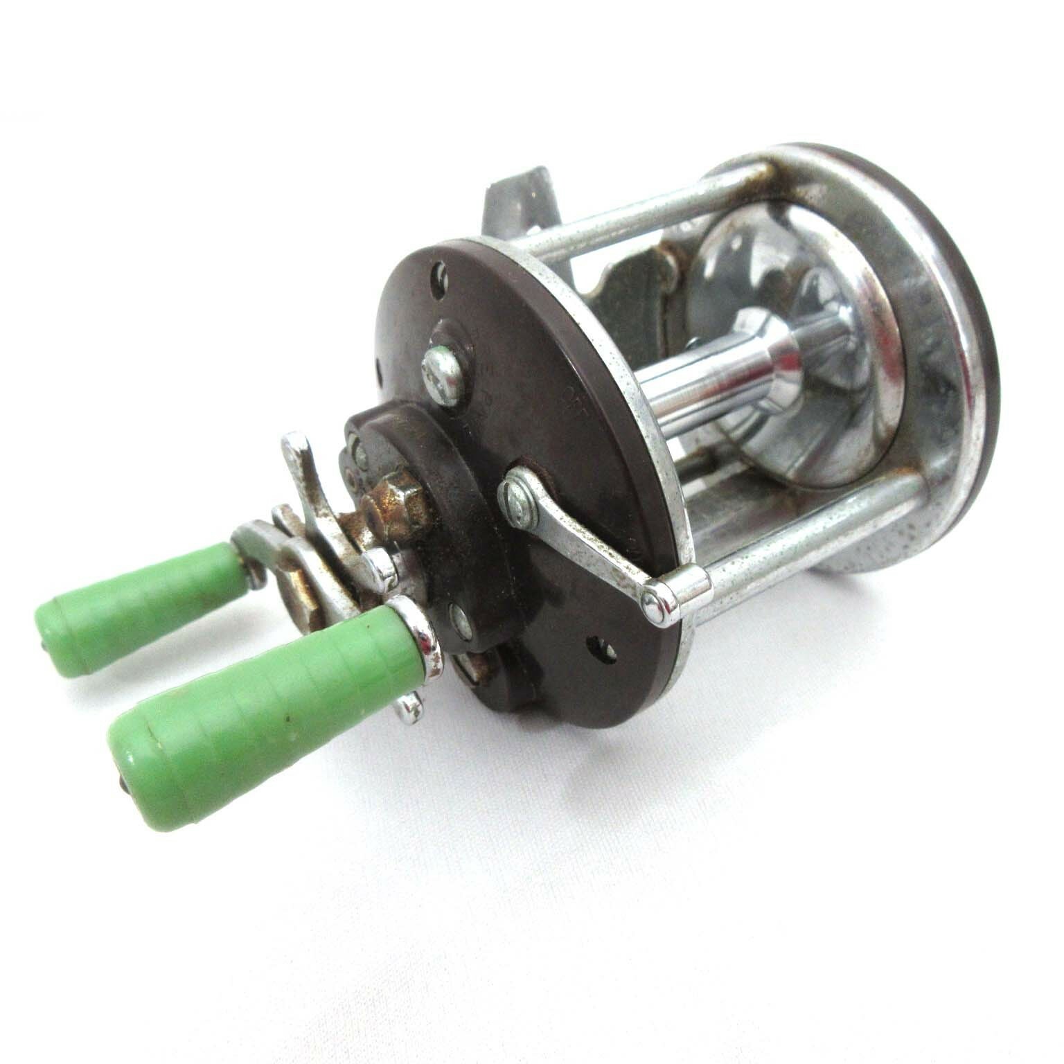Vintage Penn Peer N. 109 Levelwind Fishing Reel Green Handle Made in USA