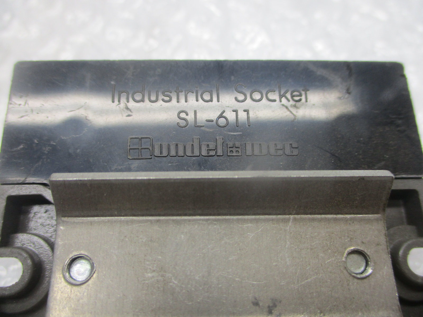 IDEC SL-611 RELAY BASE NSNP