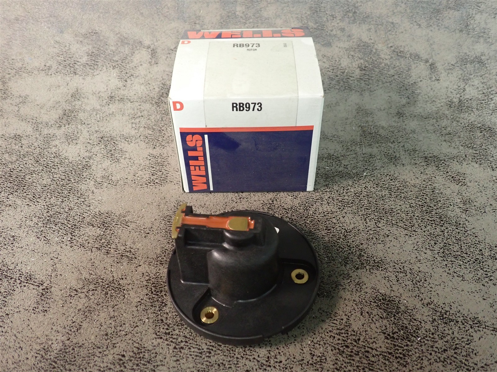 NEW Wells RB973 Ignition Distributor Rotor (SS49)