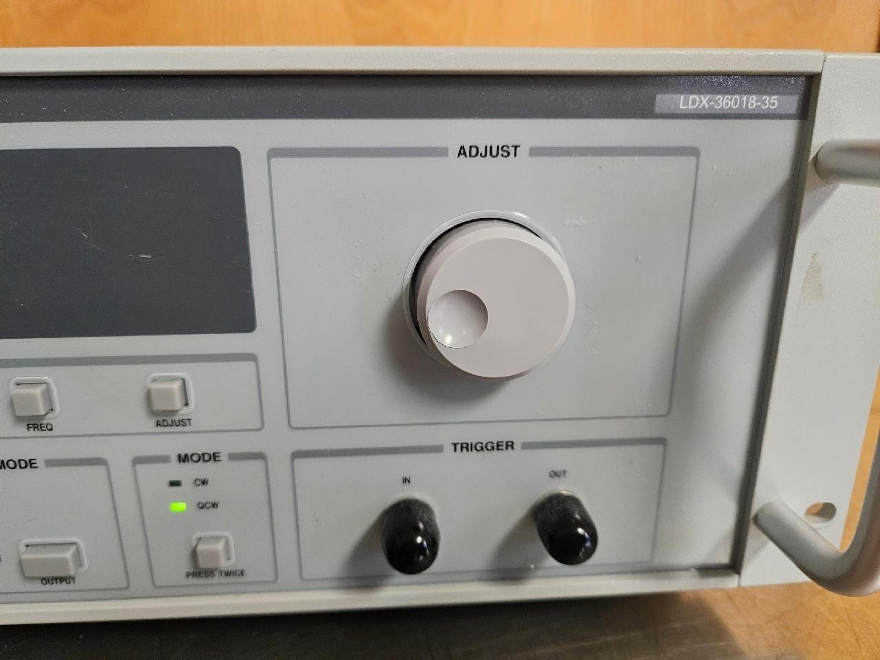 ILX LIGHTWAVE LDX-36000 HIGH POWER LASER DIODE CURRENT SOURCE LDX-36018-35 + KEY