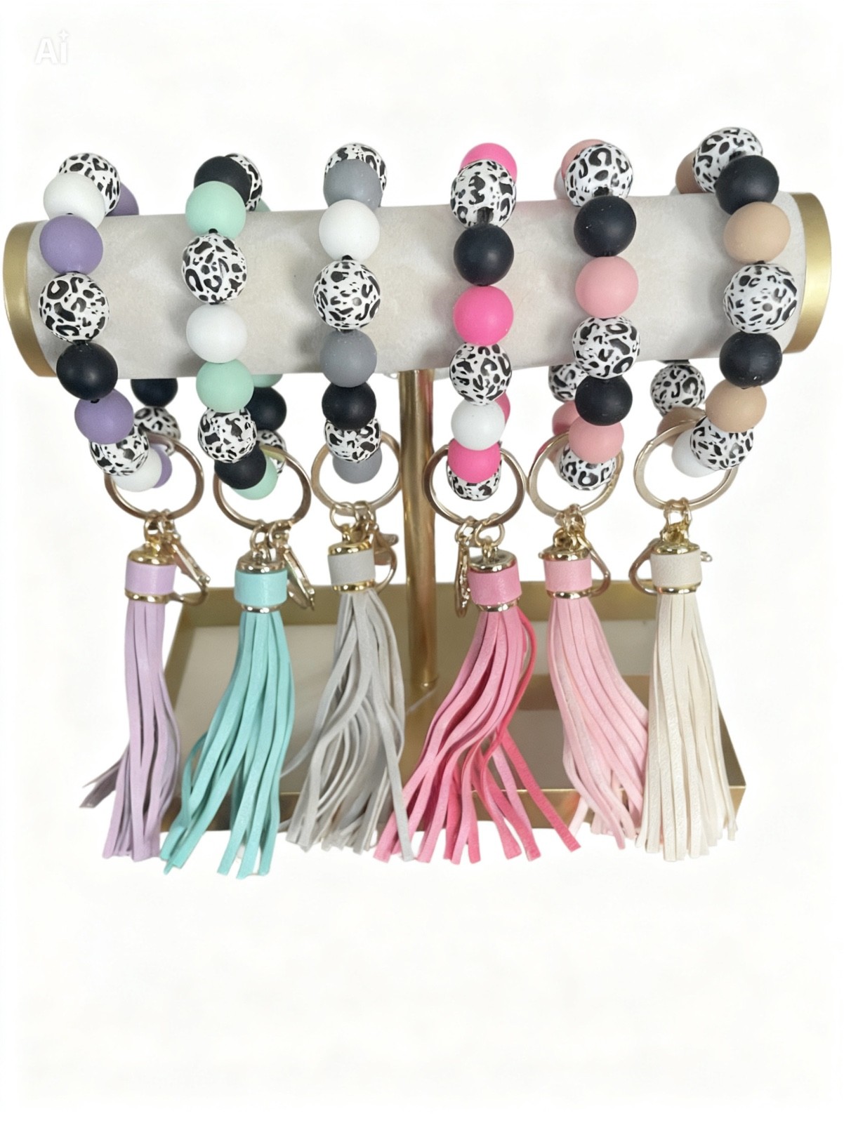 Beaded wristlet keychain