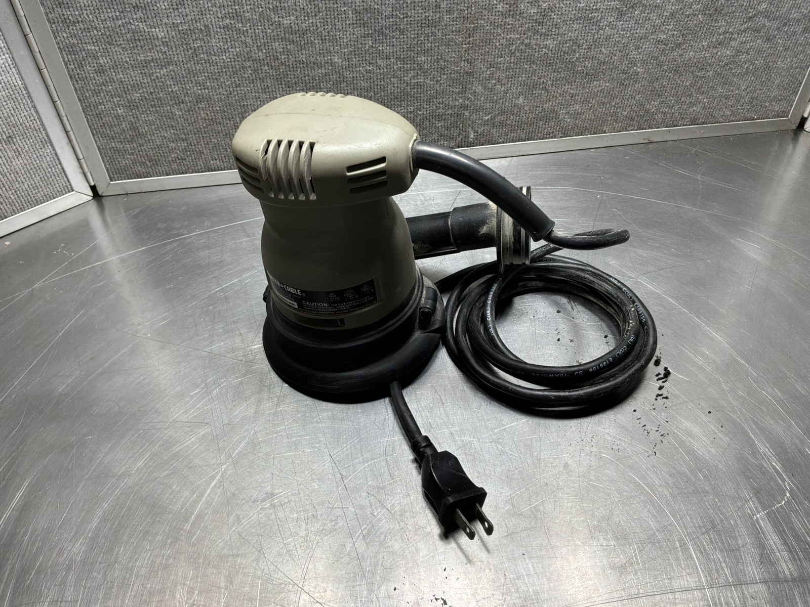 Porter Cable Model 333 5” Random Orbit Sander