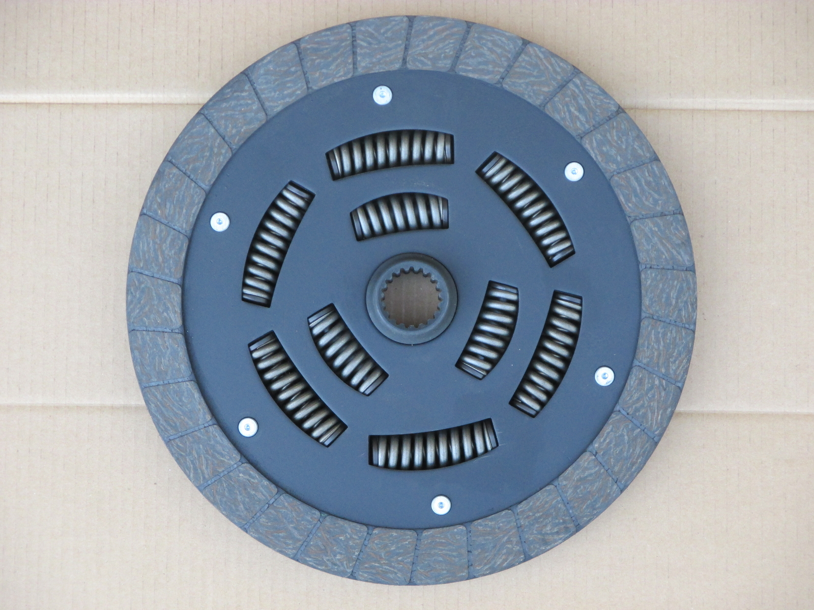 POWERSHIFT CLUTCH PLATE FOR PART AT125527 AT25888 AT55983 R40686 R55655