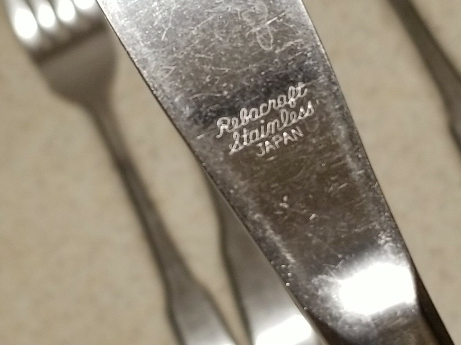REED AND BARTON STAINLESS FLATWARE FIDDLER PATTERN 5 PIECE PLACE SETTING