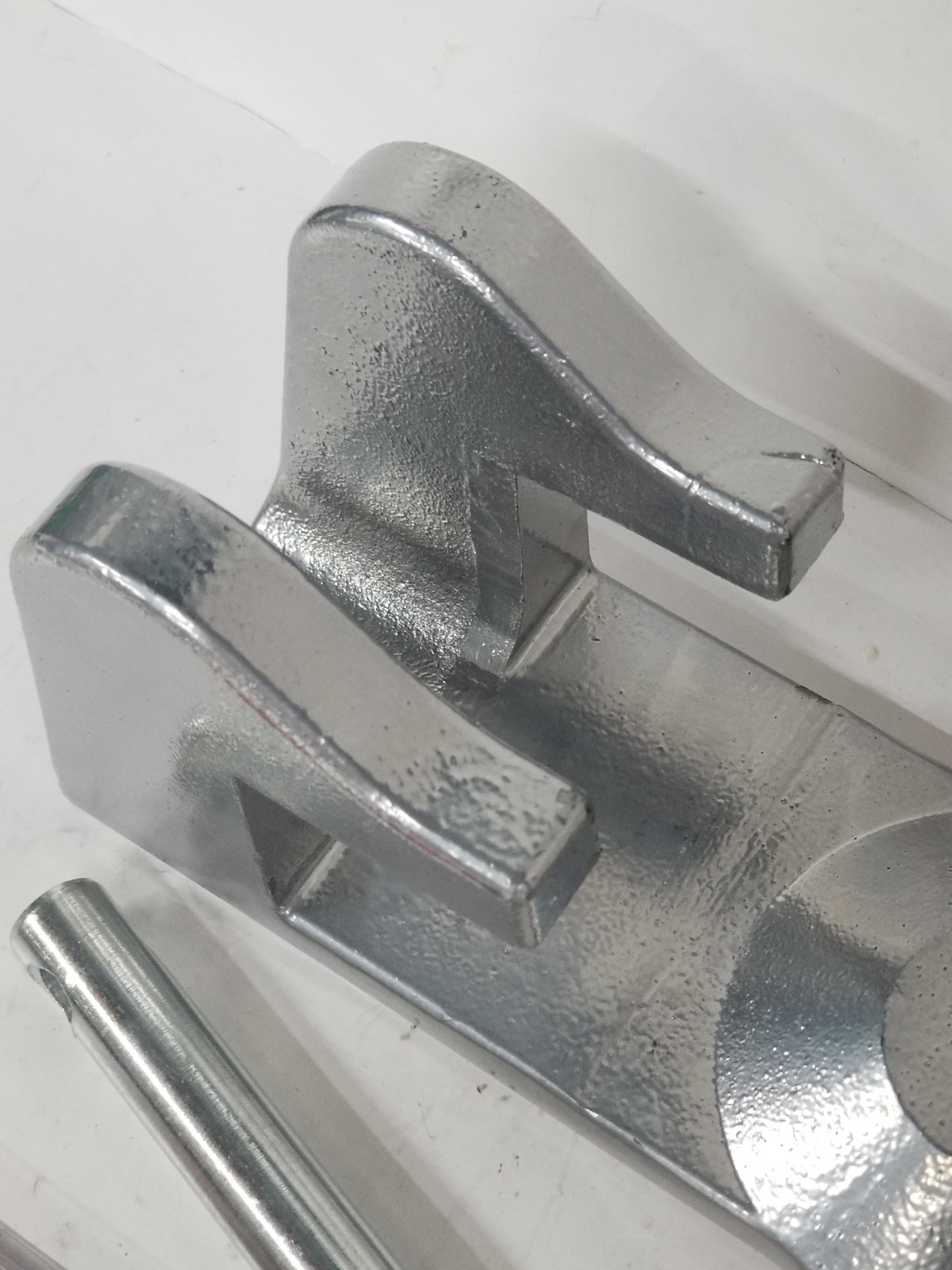 Gooseneck Trailer Lock With Keyed Lock