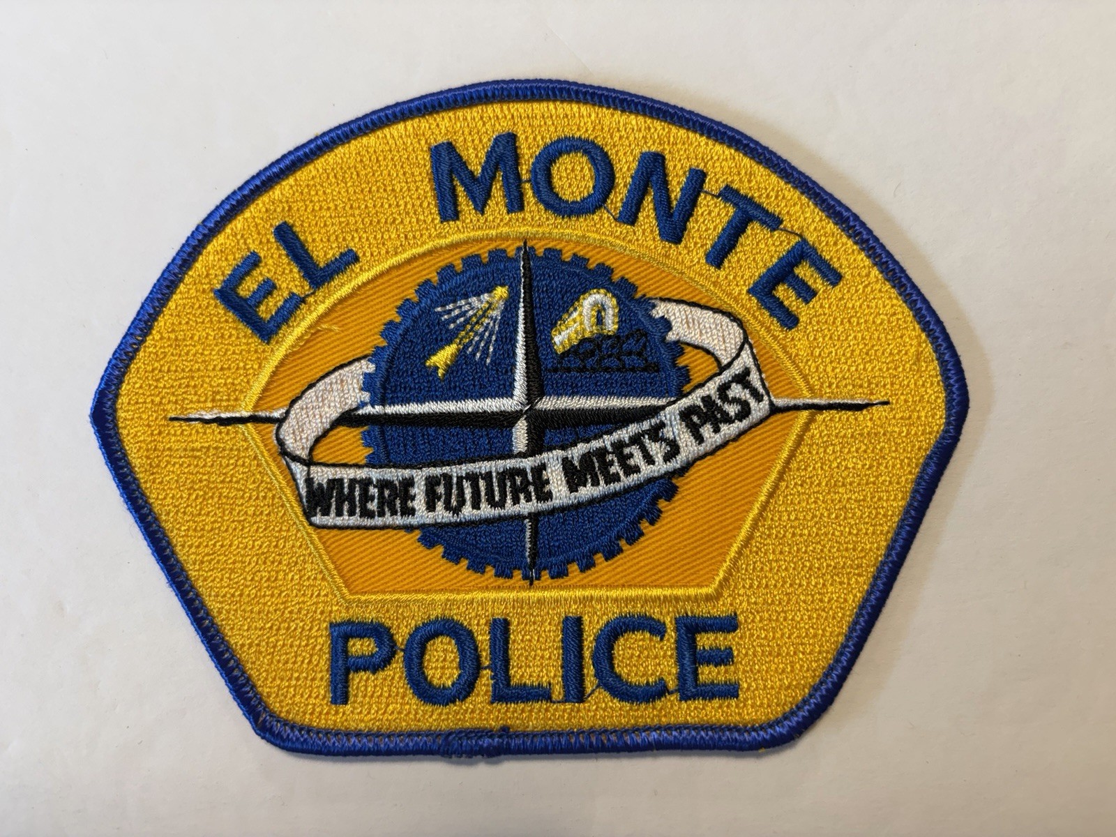CALIFORNIA EL MONTE POLICE DEPT PATCH LOS ANGELES COUNTY FUTURE MEETS PAST #D7