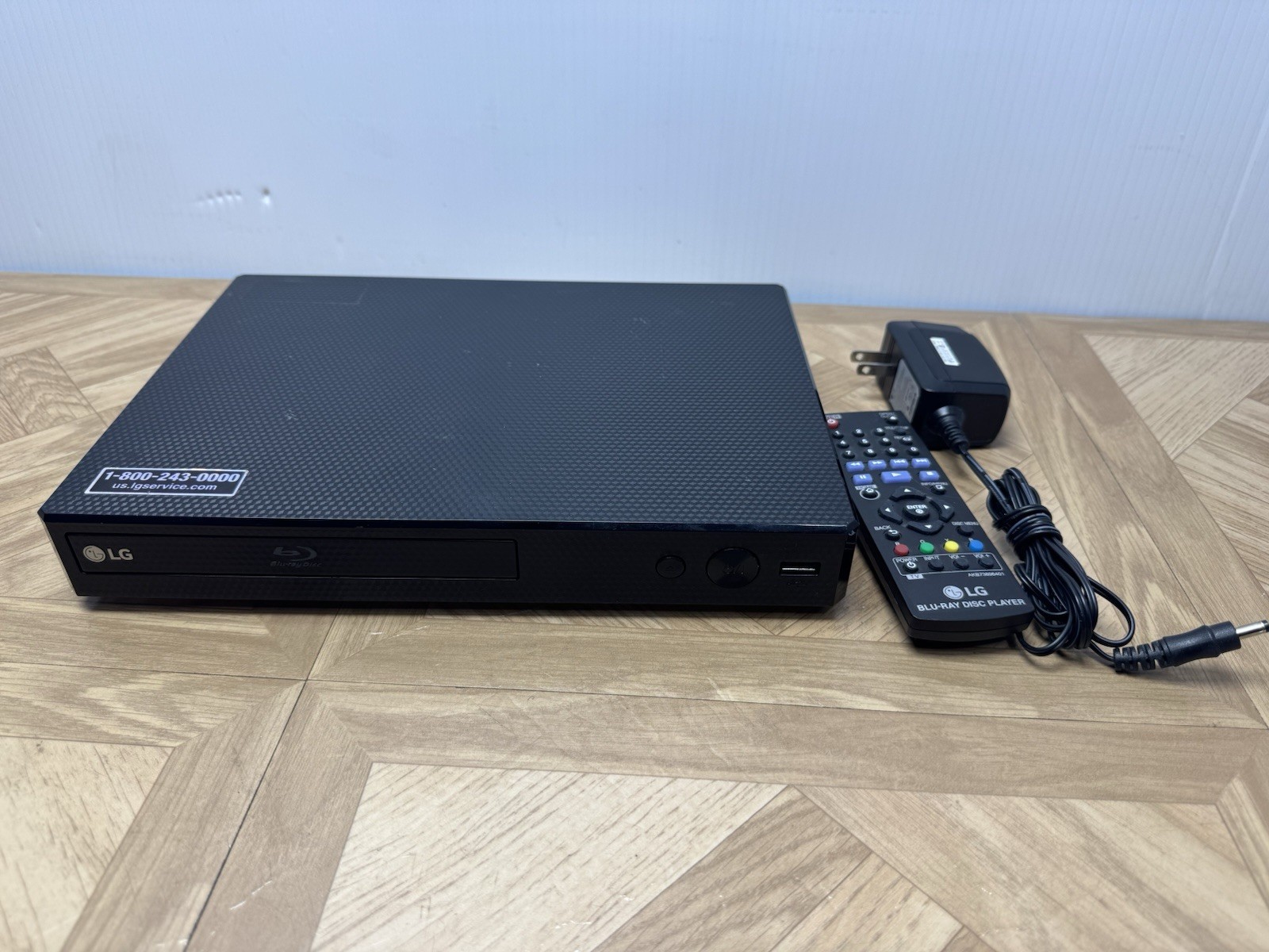 LG BPM35 Wireless Streaming Blu-Ray Disc™/DVD Player Built in Wifi Bundle
