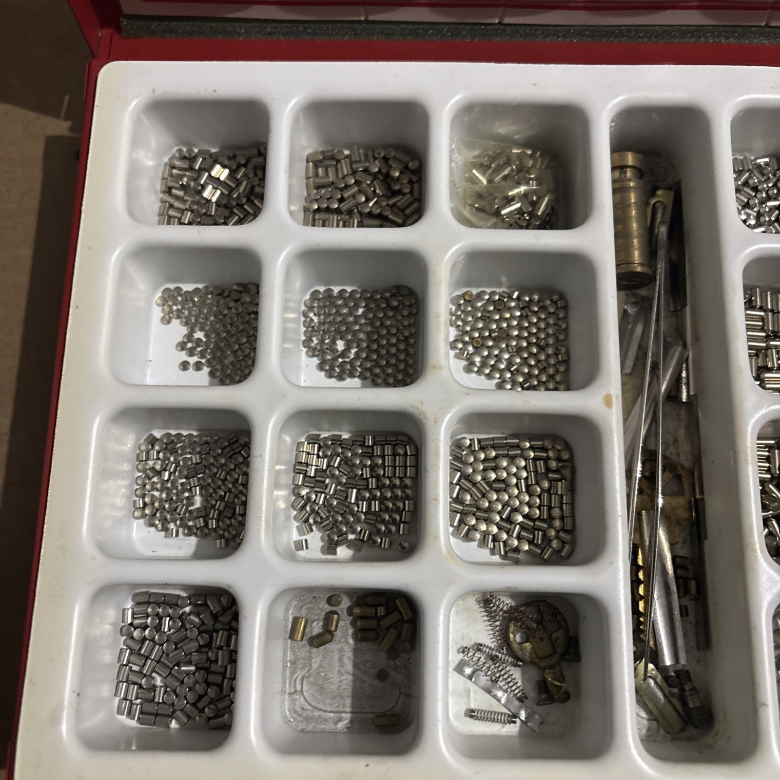 Vintage-Used-Yale-Keying Kit