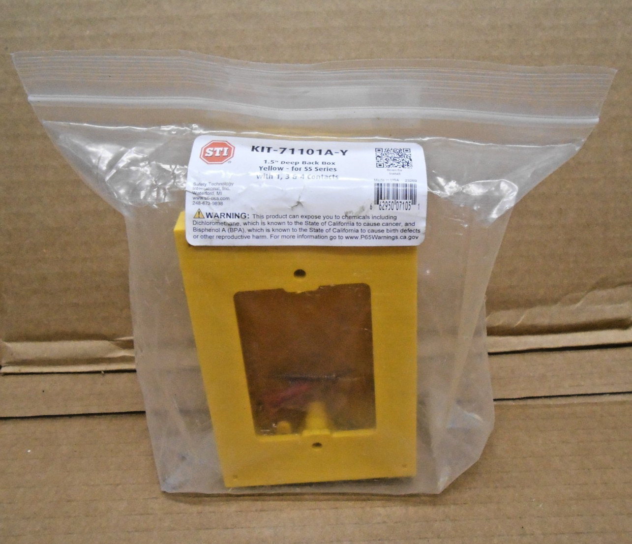 NEW STI KIT-71101A-Y 1.5" DEEP BACK BOX KIT YELLOW FOR SS SERIES (3 AVAILABLE)