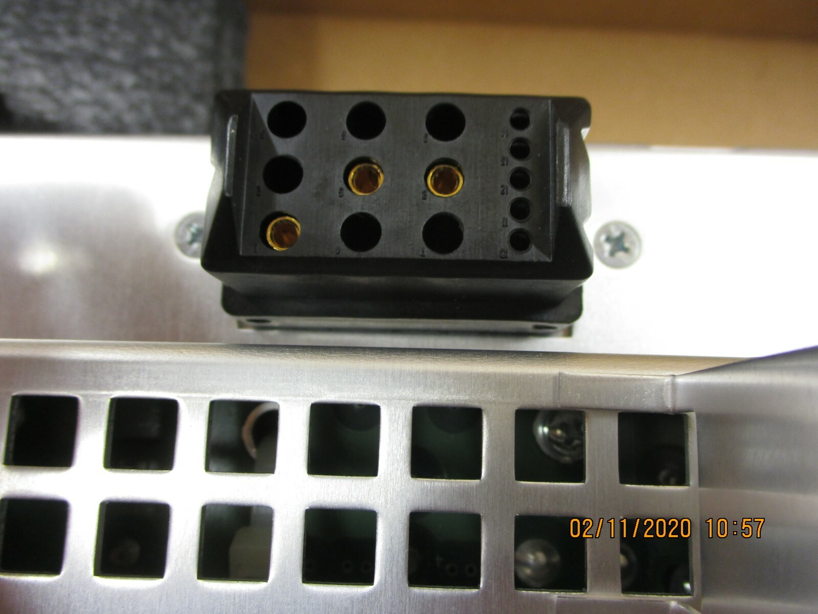 Motorola - 01-W2950E04A - Power Distribution Unit