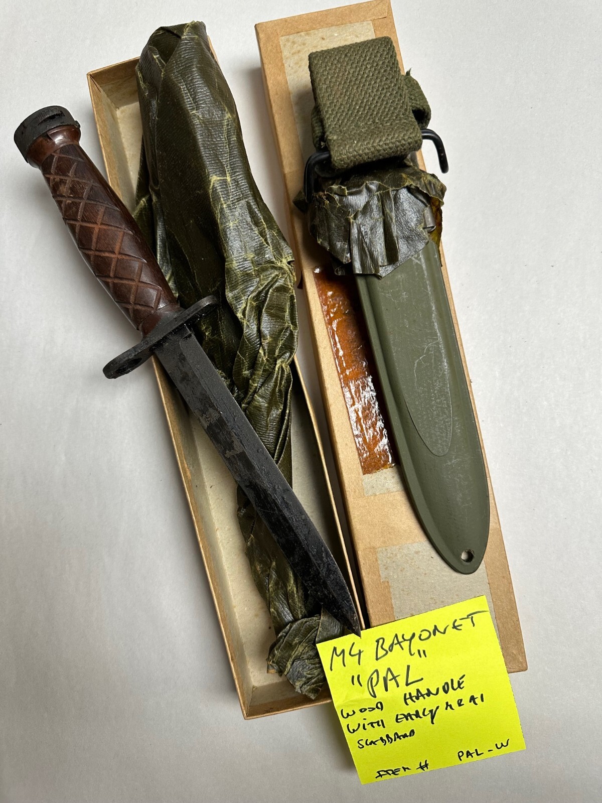M1 CARBINE "PAL" WOOD HANDLE BAYONET WITH SCABBARD IN BOX. ITEM # PAL-W.