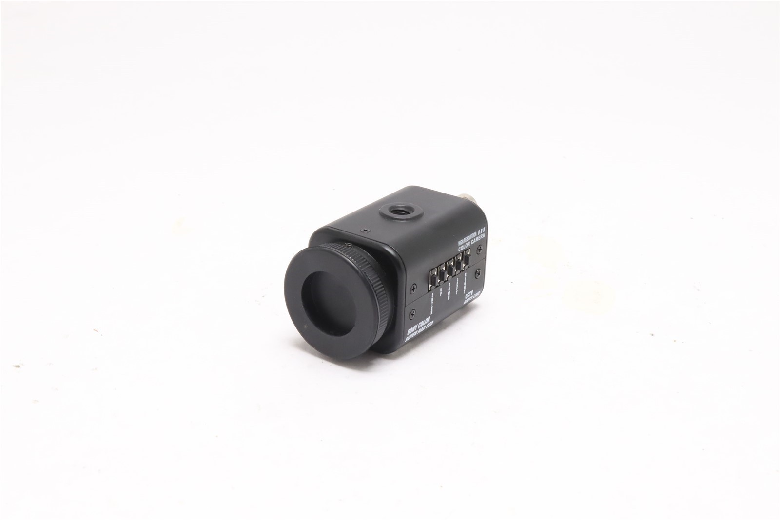 SUPER CIRCUIT HIGH RESOLUSTION COLOR CAMERA SONY COLOR SUPER HAD CCD PC165DNR