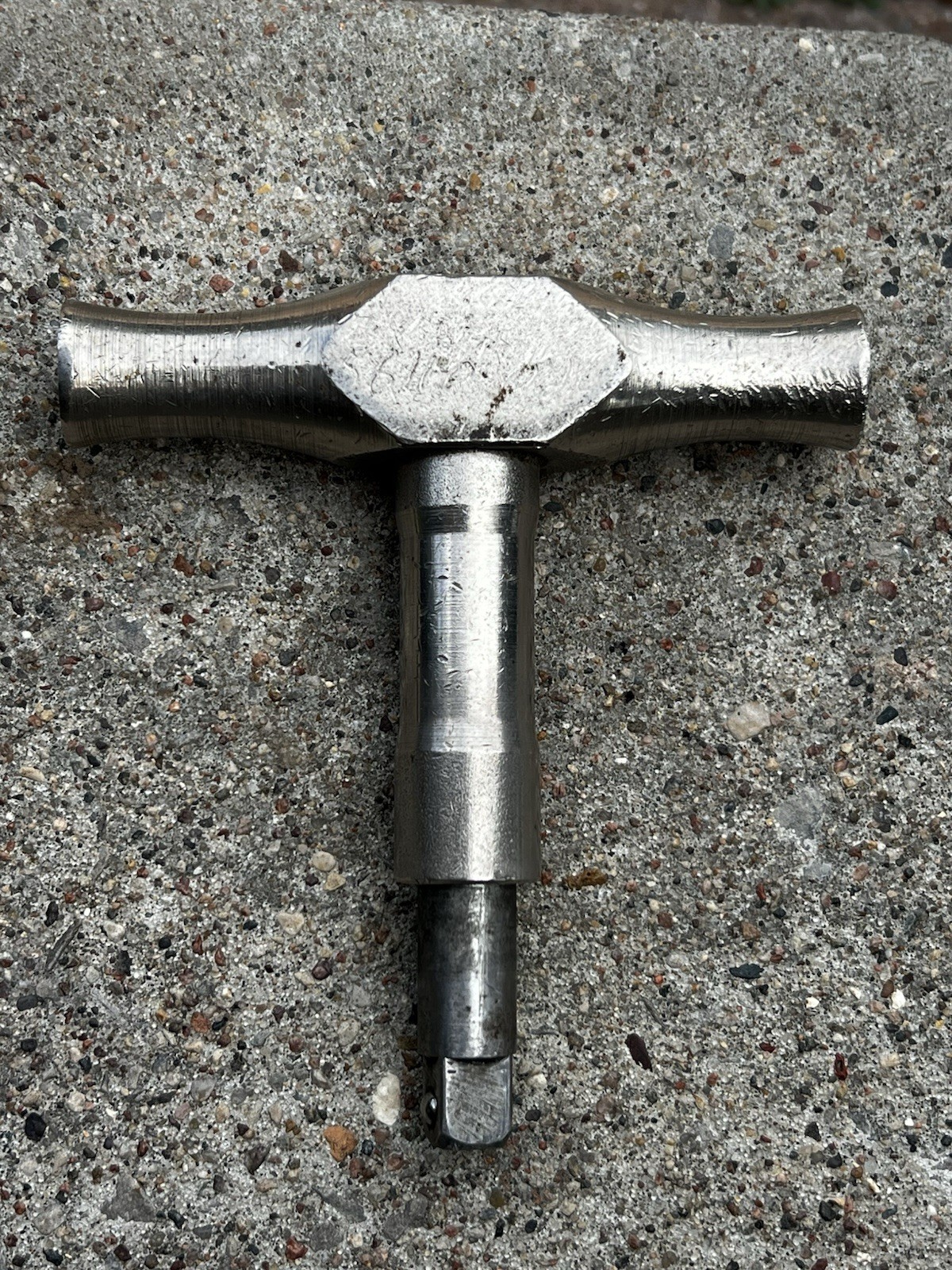 SEEKONK T HANDLE TORQUE WRENCH  USED