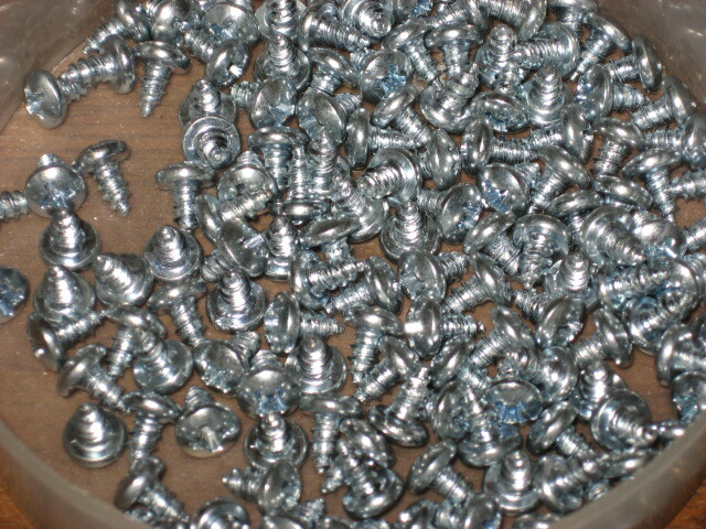 Panel Screws, for Heathkit, EICO, PACO etc. qty of 100