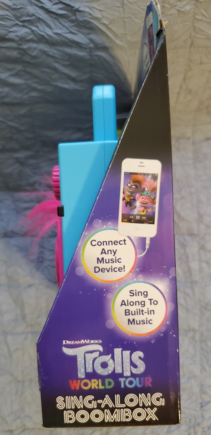 Trolls World Tour Sing-Along Boombox w/Microphone