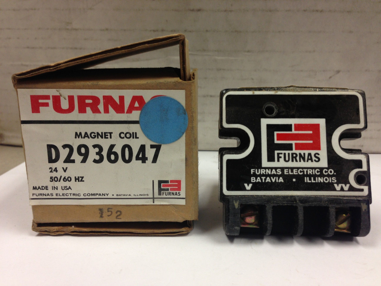 D2936047 Furnas Coil 24V NIB