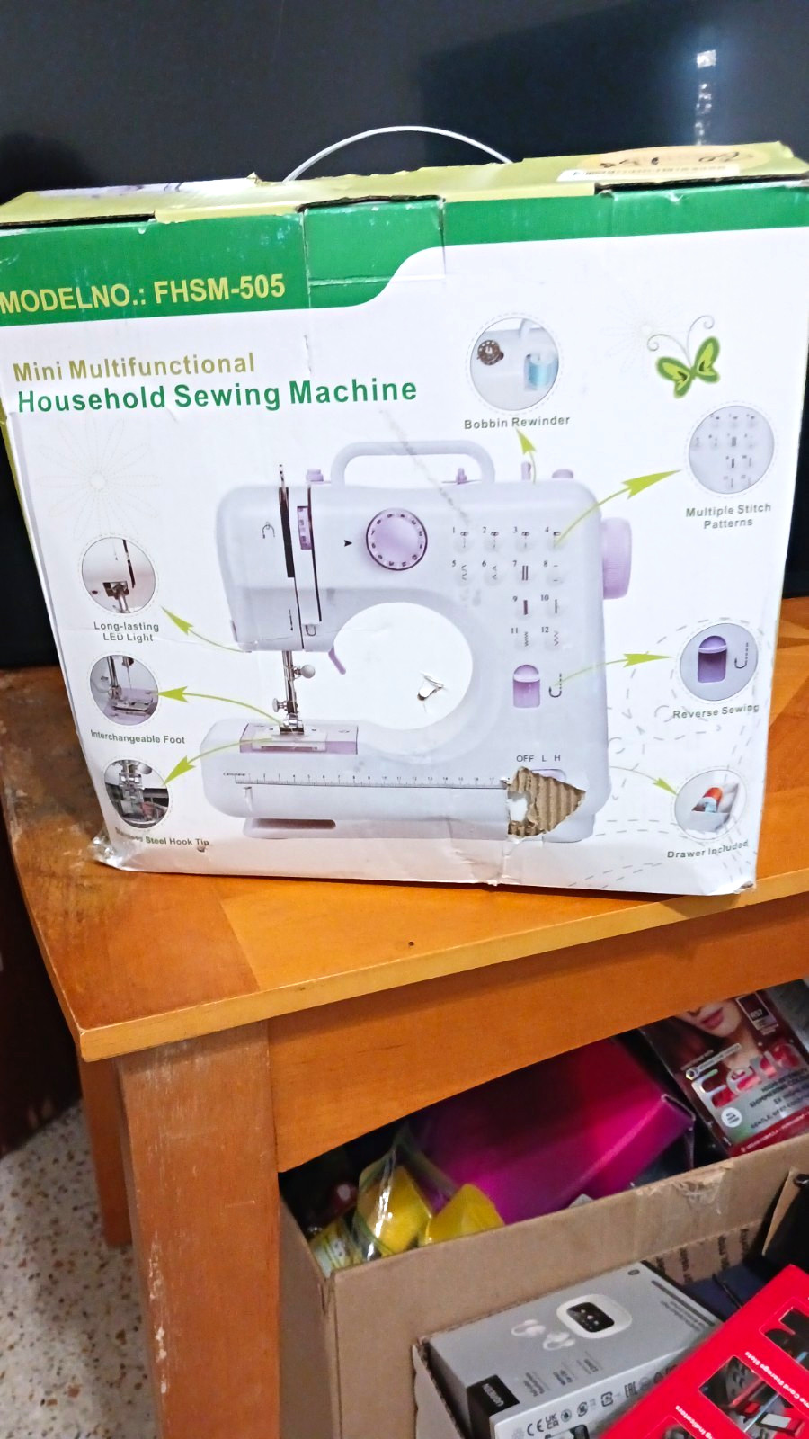 FHSM-505 Mini Electric Sewing Machine Portable LED Light Reverse Multi-Stitch