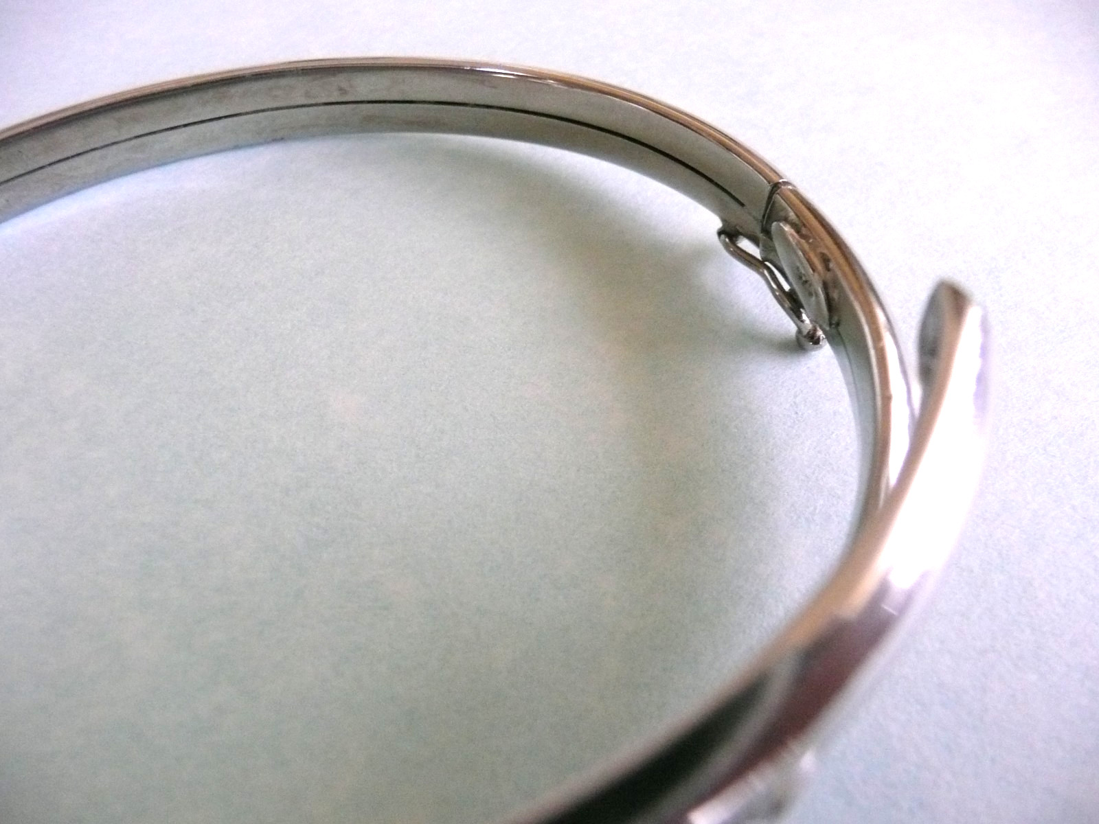 STENLESS STEEL CRYSTAL BANGLE COCKTAIL BRACELET