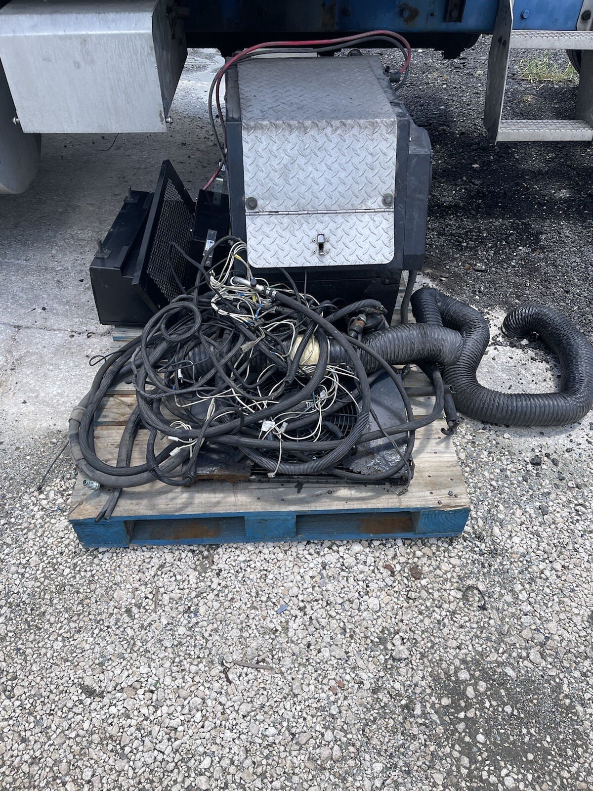 Thermo King Tripac APU SN: 0663TC3084