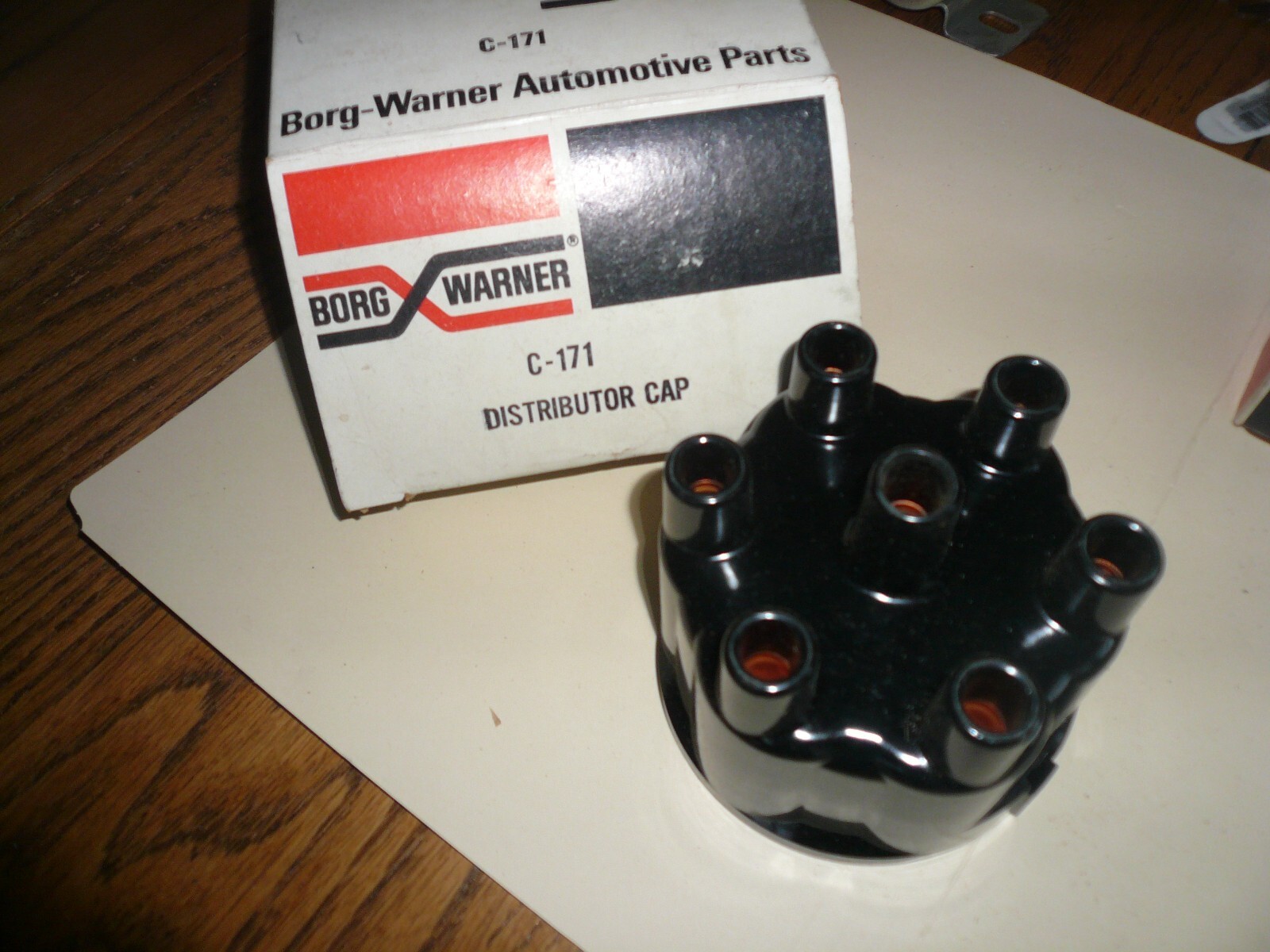 1963 - 1973 Chrysler Dodge Plymouth Borg Warner Distributor Cap BWD C-171