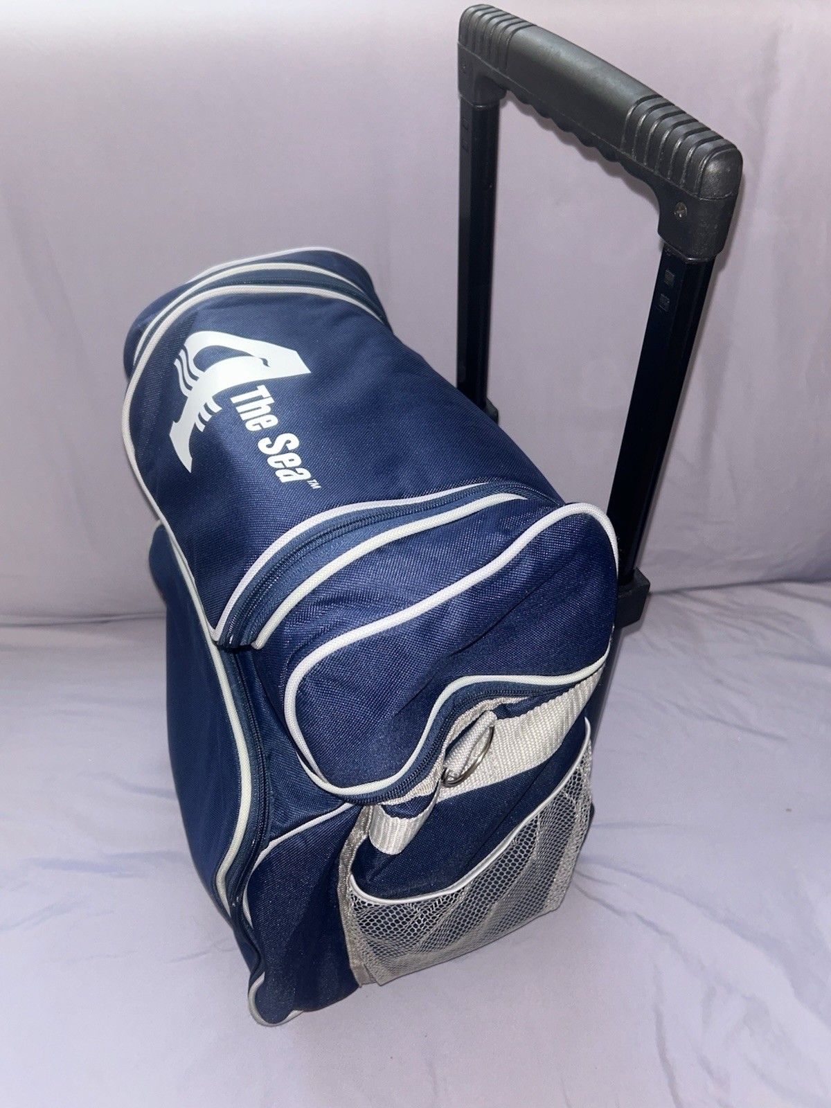 Picnic Cooler On Wheel