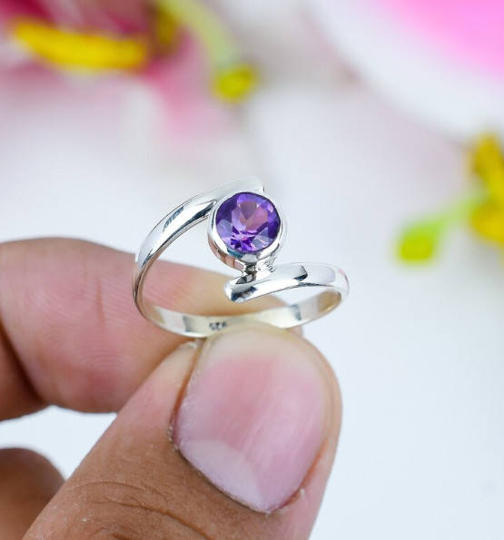 Amethyst Gemstone Ring Solid 925 Silver Handmade Dainty Gift Ring All Size SR142