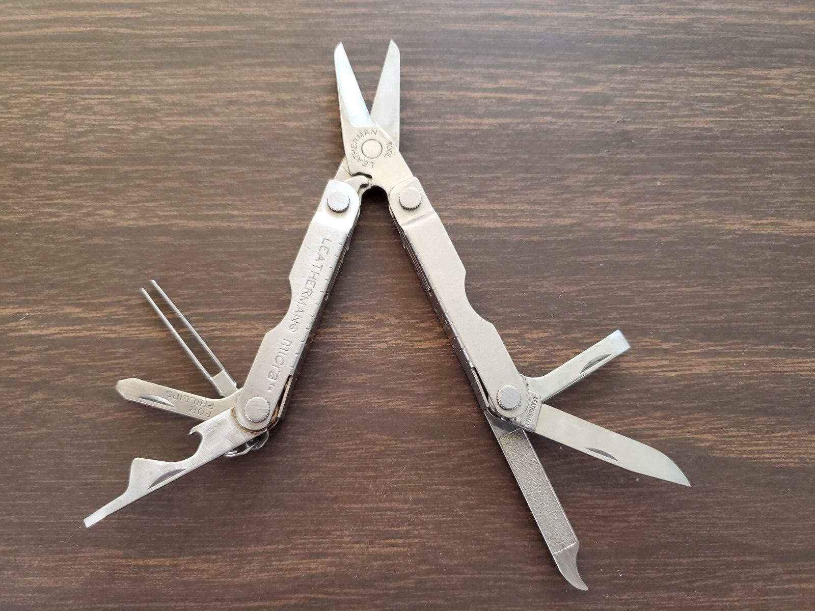 One Leatherman Micra pocket Multi Tool TSA