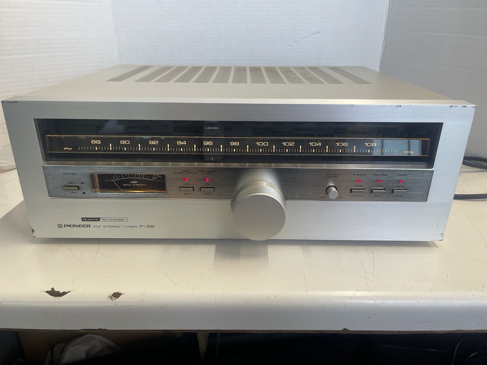Pioneer F-28 Audiophile Tuner Parts Repair Rare!