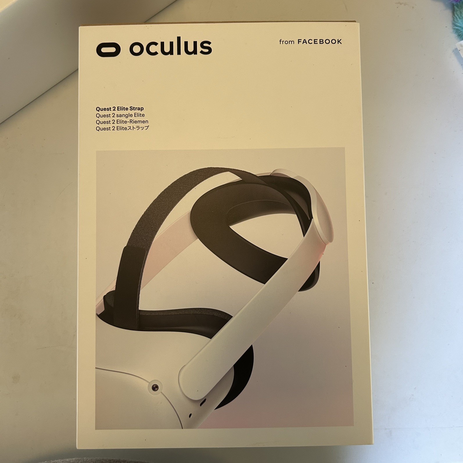 Oculus Quest2 VR Gaming Headset White 64GB w/ Elite Strap BUNDLE Excellent